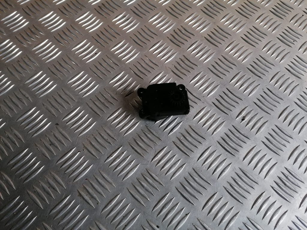 Apsildes sistēmas aktuators priekš CITROEN C4 2006 4 Apsildes sistēmas aktuators priekš CITROEN C4 2006