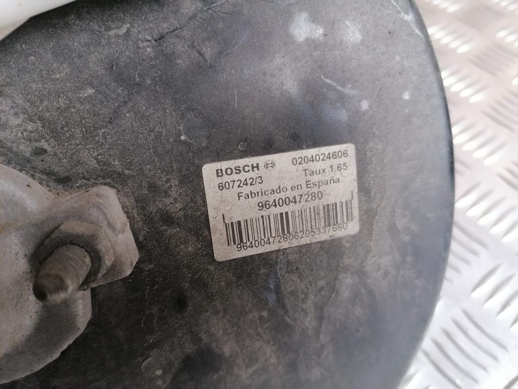 Bremžu pastiprinātāja galvenais cilindrs priekš CITROEN C4 2006 3 Bremžu pastiprinātāja galvenais cilindrs priekš CITROEN C4 2006