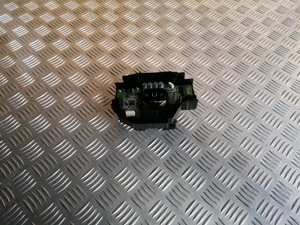 Stūres statnes slēdzis priekš VOLVO C30 2008 TURQUOISE 1 Stūres statnes slēdzis priekš VOLVO C30 2008 TURQUOISE