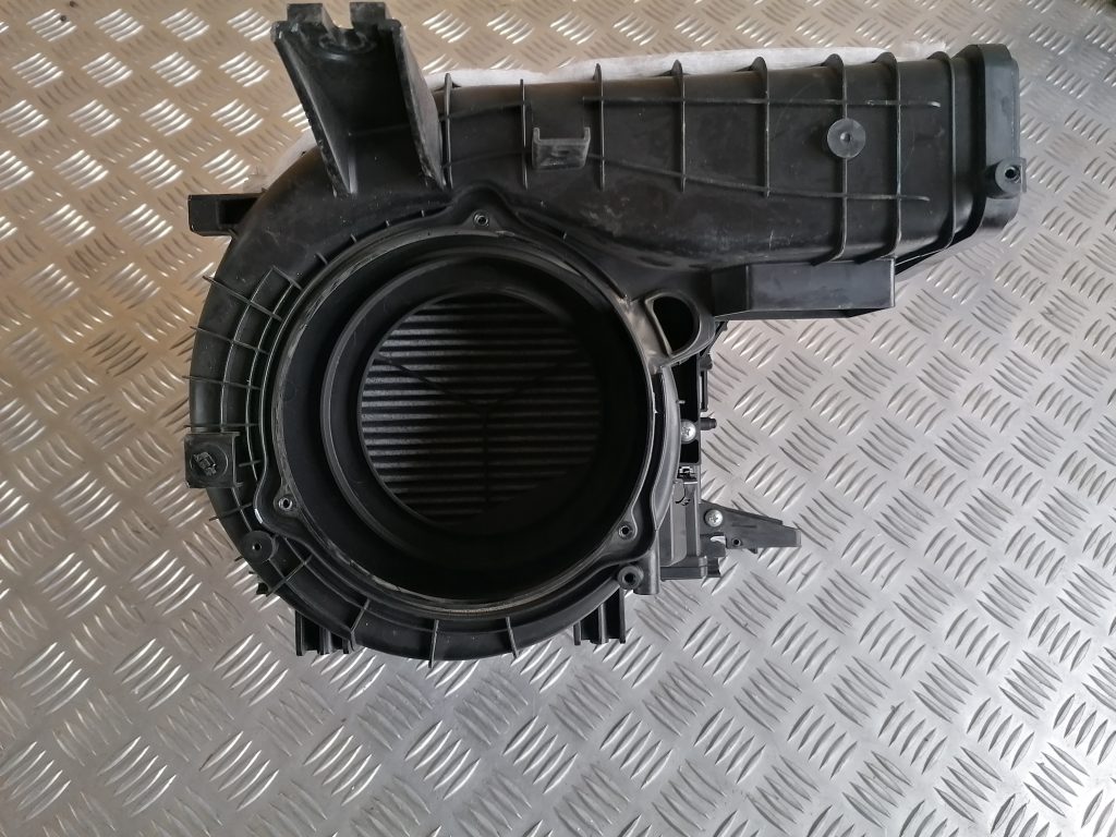 Salona sildītājs priekš HYUNDAI I30 2012 7 Salona sildītājs priekš HYUNDAI I30 2012