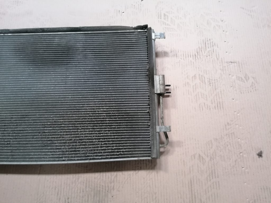 Gaisa kondicioniera radiators priekš HYUNDAI I30 2012 2 Gaisa kondicioniera radiators priekš HYUNDAI I30 2012