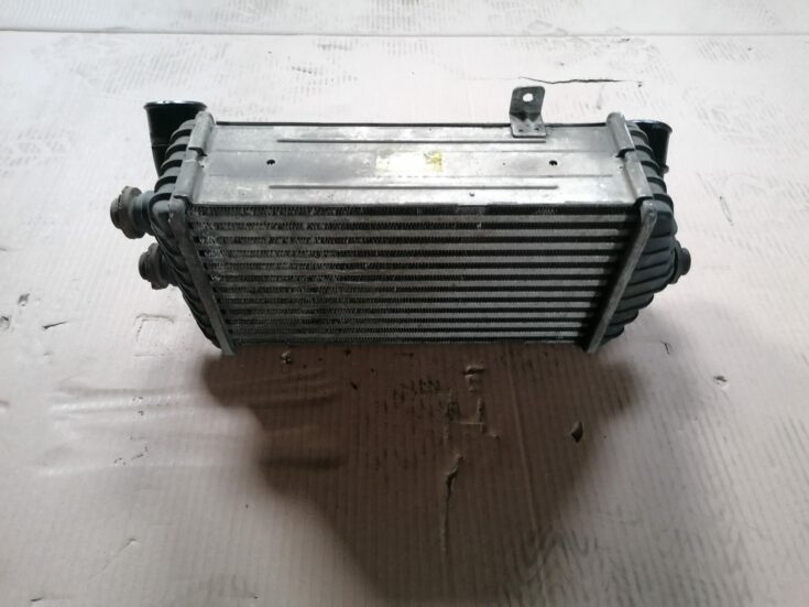 Auto detaļa priekš HYUNDAI I30 2012
