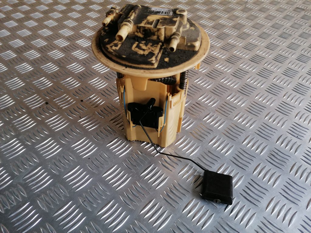 Degvielas tvertnes sūkņa līmeņa devējs priekš CITROEN PICASSO 2007 2 Degvielas tvertnes sūkņa līmeņa devējs priekš CITROEN PICASSO 2007