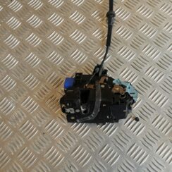 Priekšējo labo durvju slēdzene priekš VW PHAETON 2005