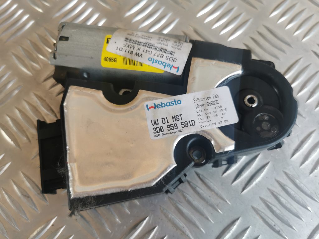 Lūka motors priekš VW PHAETON 2005 5 Lūka motors priekš VW PHAETON 2005