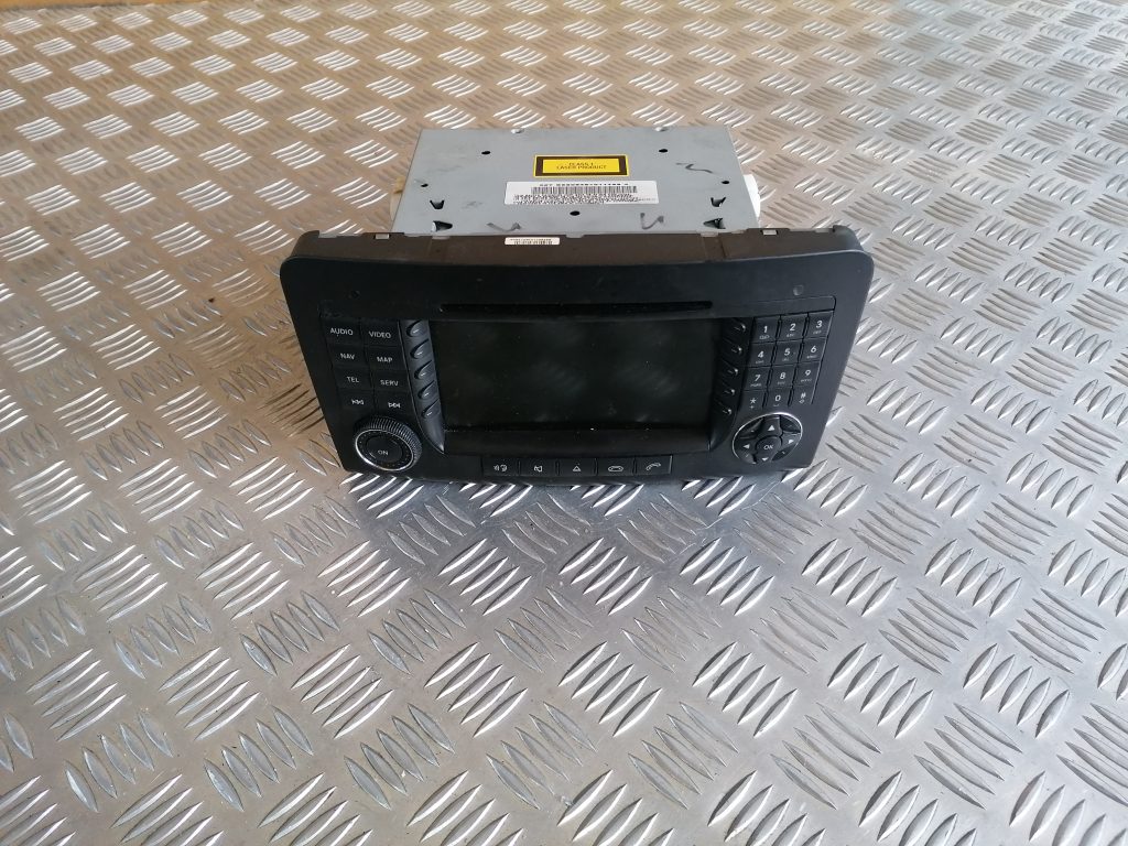 CD/DVD/Navigācijas bloks priekš MERCEDES BENZ ML320 2005 BLACK 1 CD/DVD/Navigācijas bloks priekš MERCEDES BENZ ML320 2005 BLACK