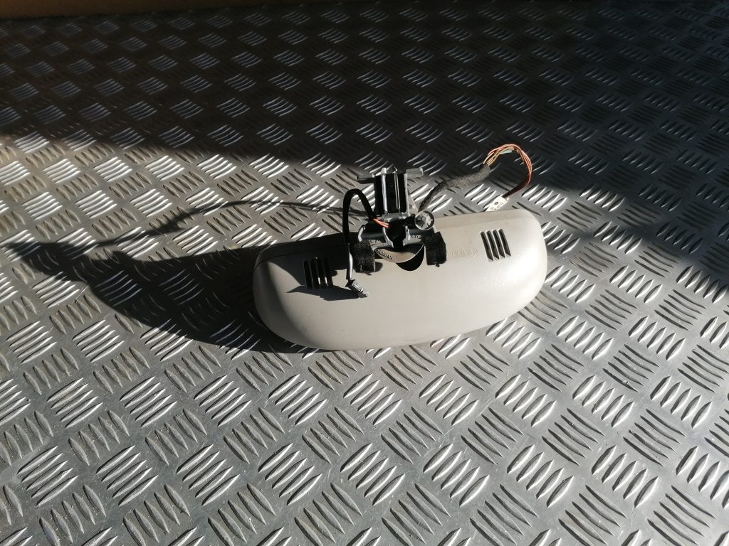 Salona atpakaļskata spogulis priekš MERCEDES BENZ ML320 2005 BLACK 3 Salona atpakaļskata spogulis priekš MERCEDES BENZ ML320 2005 BLACK