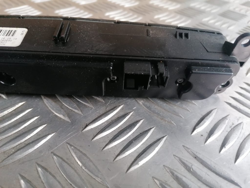 Mērinstrumentu paneļa pārslēgšanas pogas priekš MERCEDES BENZ ML320 2005 BLACK 4 Mērinstrumentu paneļa pārslēgšanas pogas priekš MERCEDES BENZ ML320 2005 BLACK