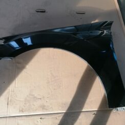 Priekšējais kreisais spārns priekš MERCEDES BENZ ML320 2005 BLACK