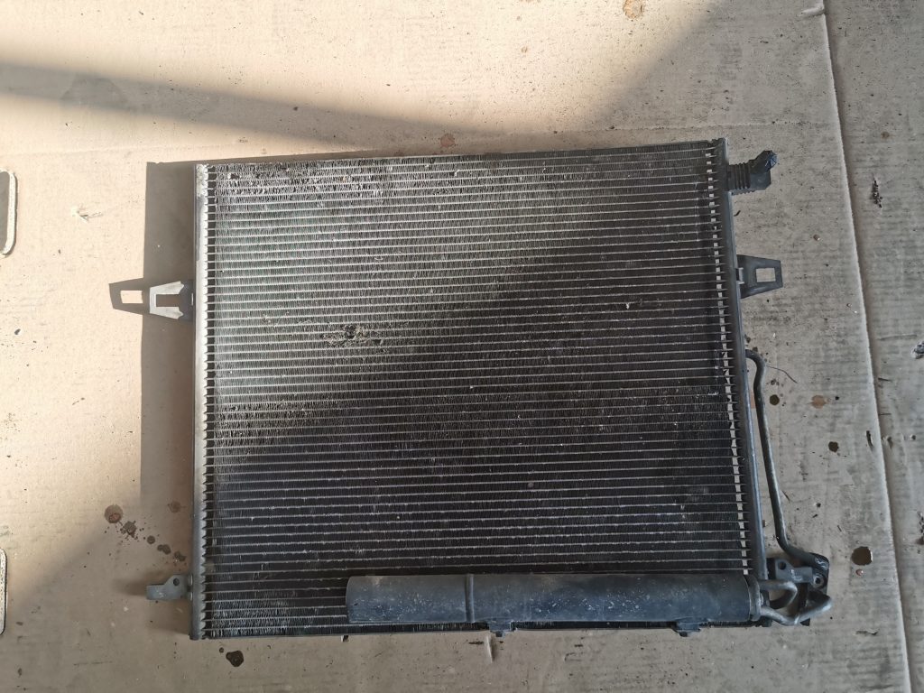 Gaisa kondicioniera radiators priekš MERCEDES BENZ ML320 2005 BLACK 2 Gaisa kondicioniera radiators priekš MERCEDES BENZ ML320 2005 BLACK