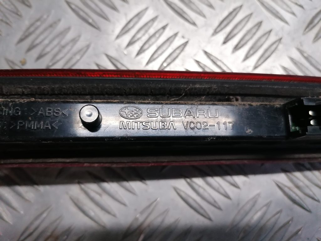 Stop signāls priekš SUBARU LEGACY 2011 4 Stop signāls priekš SUBARU LEGACY 2011