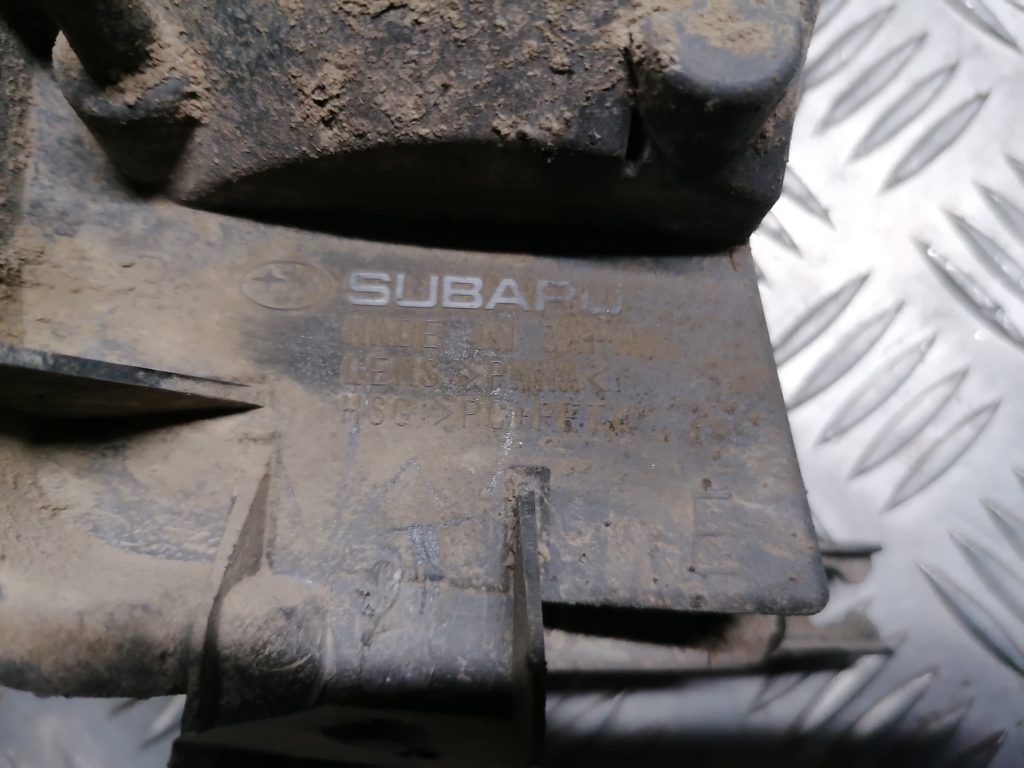 Aizmugurējais atstarotājs priekš SUBARU LEGACY 2011 3 Aizmugurējais atstarotājs priekš SUBARU LEGACY 2011