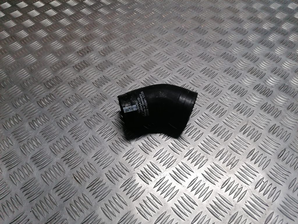 Interkulera caurule priekš SUBARU LEGACY 2011 1 Interkulera caurule priekš SUBARU LEGACY 2011