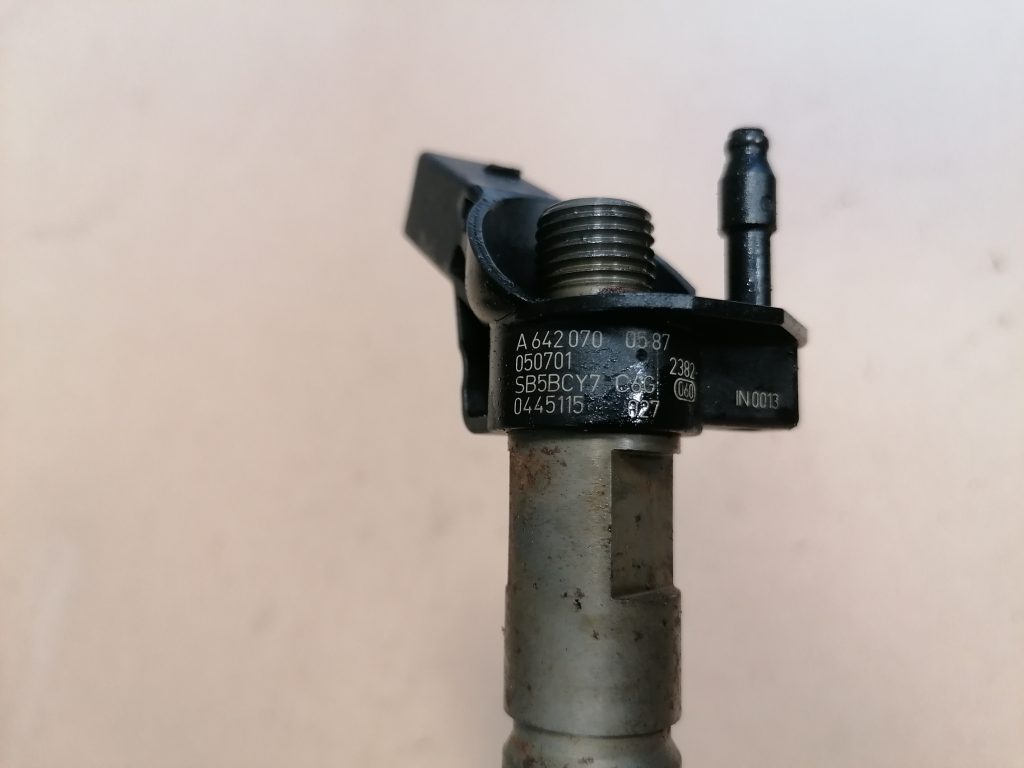 Degvielas smidzinātājs priekš MERCEDES BENZ CLS 320 2005 4 Degvielas smidzinātājs priekš MERCEDES BENZ CLS 320 2005