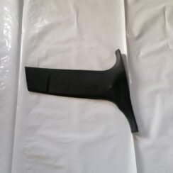 Vidējas salona statnes apdare priekš BMW 1 E87 2009 WHITE