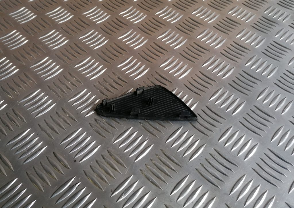 Bufera reste priekš LEXUS IS250 2007 2 Bufera reste priekš LEXUS IS250 2007