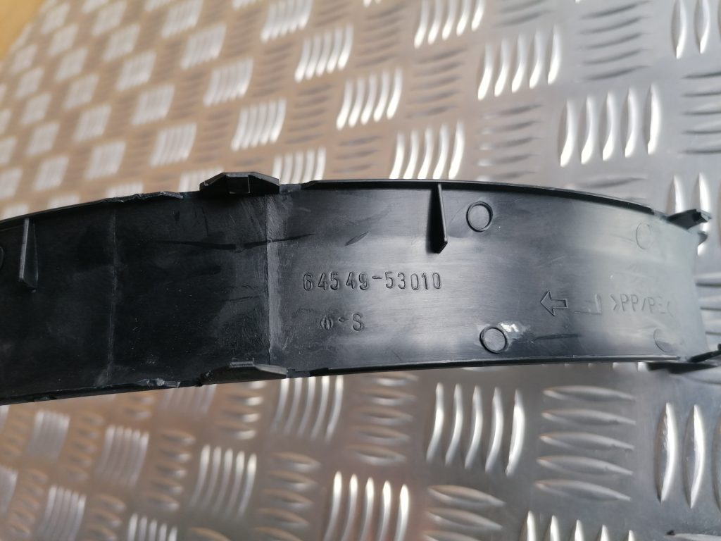 Bagāžnieka vāka apdare priekš LEXUS IS250 2007 4 Bagāžnieka vāka apdare priekš LEXUS IS250 2007