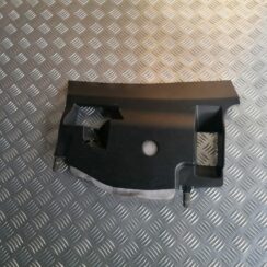 Mērinstrumentu paneļa apakšēja apdare priekš LEXUS IS250 2007