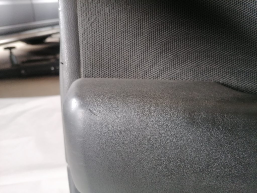 Priekšējo kreiso durvju apdare priekš NISSAN PATHFINDER 2006 5 Priekšējo kreiso durvju apdare priekš NISSAN PATHFINDER 2006