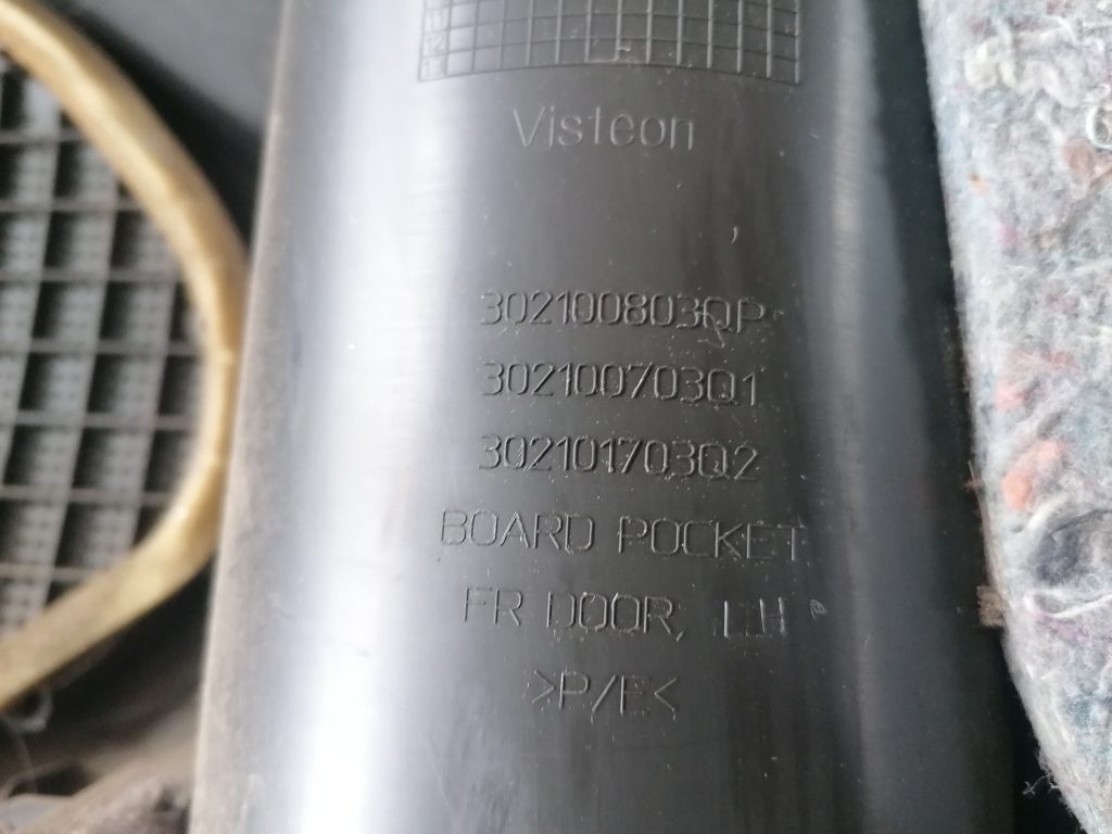 Priekšējo kreiso durvju apdare priekš NISSAN PATHFINDER 2006 7 Priekšējo kreiso durvju apdare priekš NISSAN PATHFINDER 2006