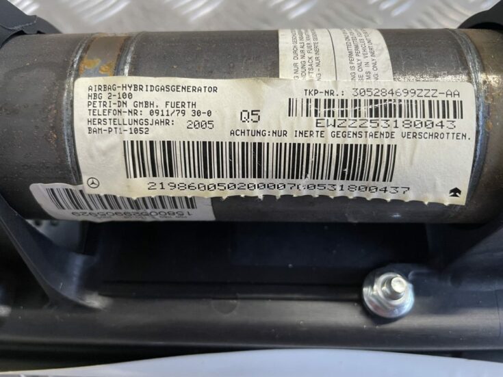 Mērinstrumentu paneļa drošības spilvens priekš MERCEDES BENZ CLS 320 2005