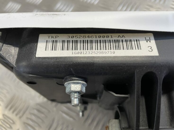 Mērinstrumentu paneļa drošības spilvens priekš MERCEDES BENZ CLS 320 2005