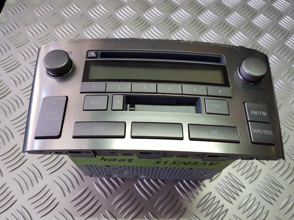 CD/DVD/Navigācijas bloks priekš TOYOTA AVENSIS 2004 1 CD/DVD/Navigācijas bloks priekš TOYOTA AVENSIS 2004