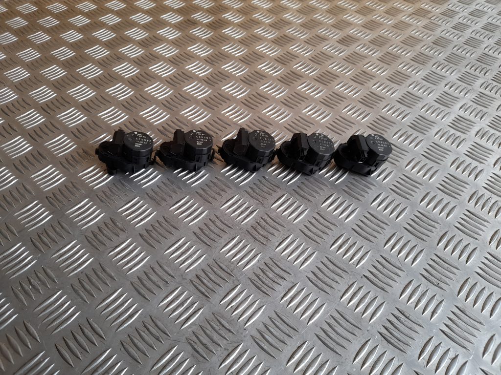 Apsildes sistēmas aktuators priekš BMW 320D E46 2004 TOURING 2 Apsildes sistēmas aktuators priekš BMW 320D E46 2004 TOURING