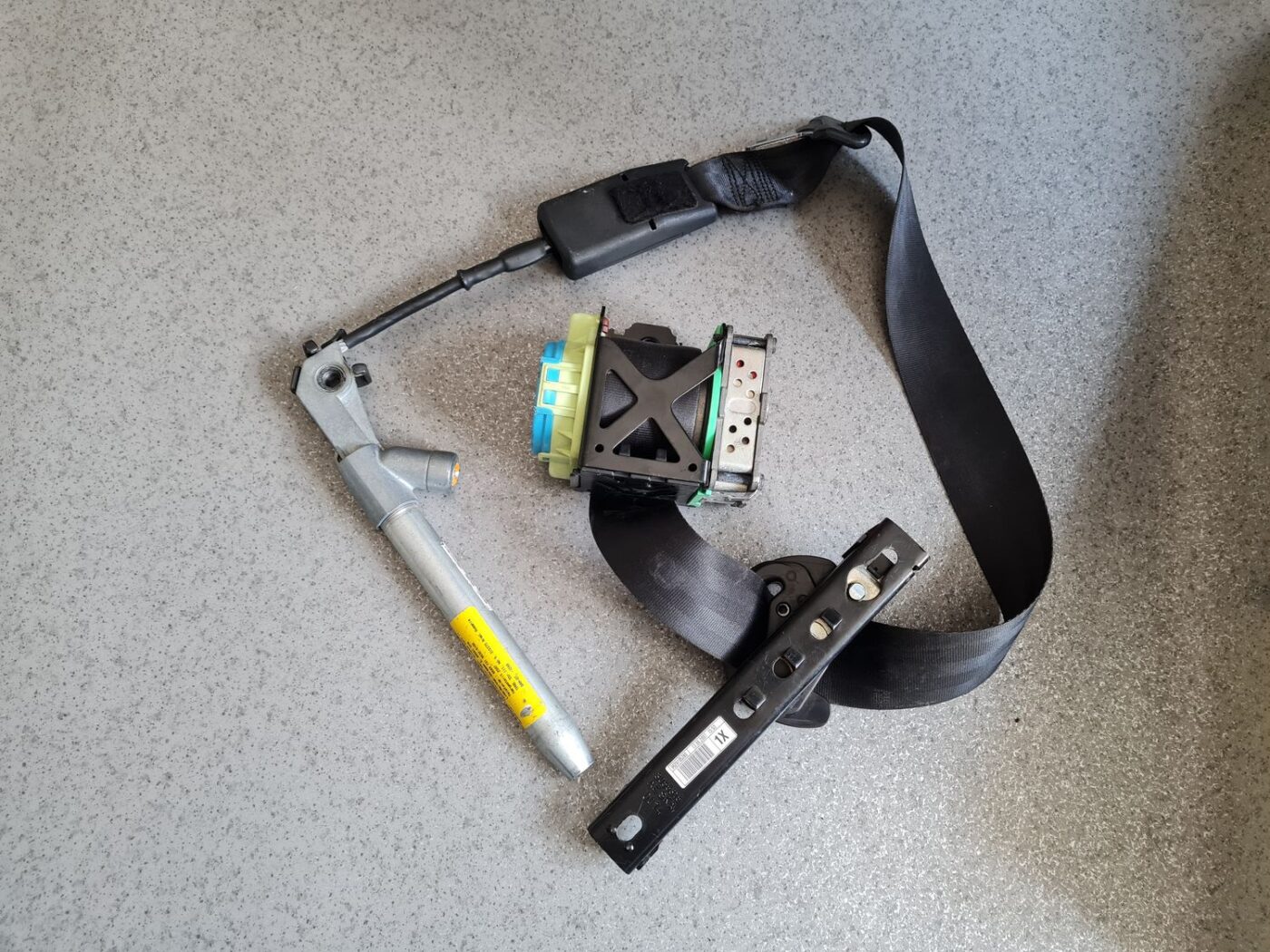 Priekšējā labā drošības josta priekš CITROEN PICASSO 2007 1 Priekšējā labā drošības josta priekš CITROEN PICASSO 2007