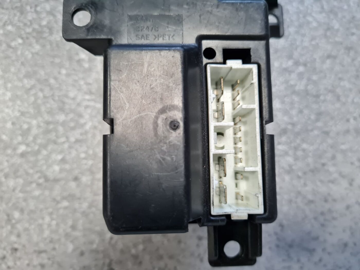 Šofera durvju slēdža pogas priekš JEEP GRAND CHEROKEE 2004 6 Šofera durvju slēdža pogas priekš JEEP GRAND CHEROKEE 2004