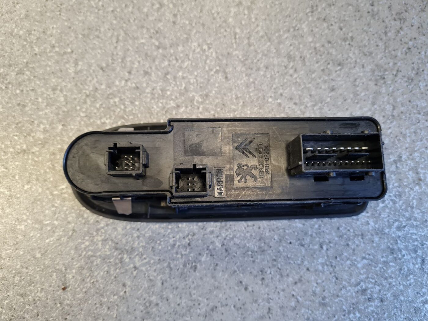 Šofera durvju slēdža pogas priekš PEUGEOT 508 2012 3 Šofera durvju slēdža pogas priekš PEUGEOT 508 2012