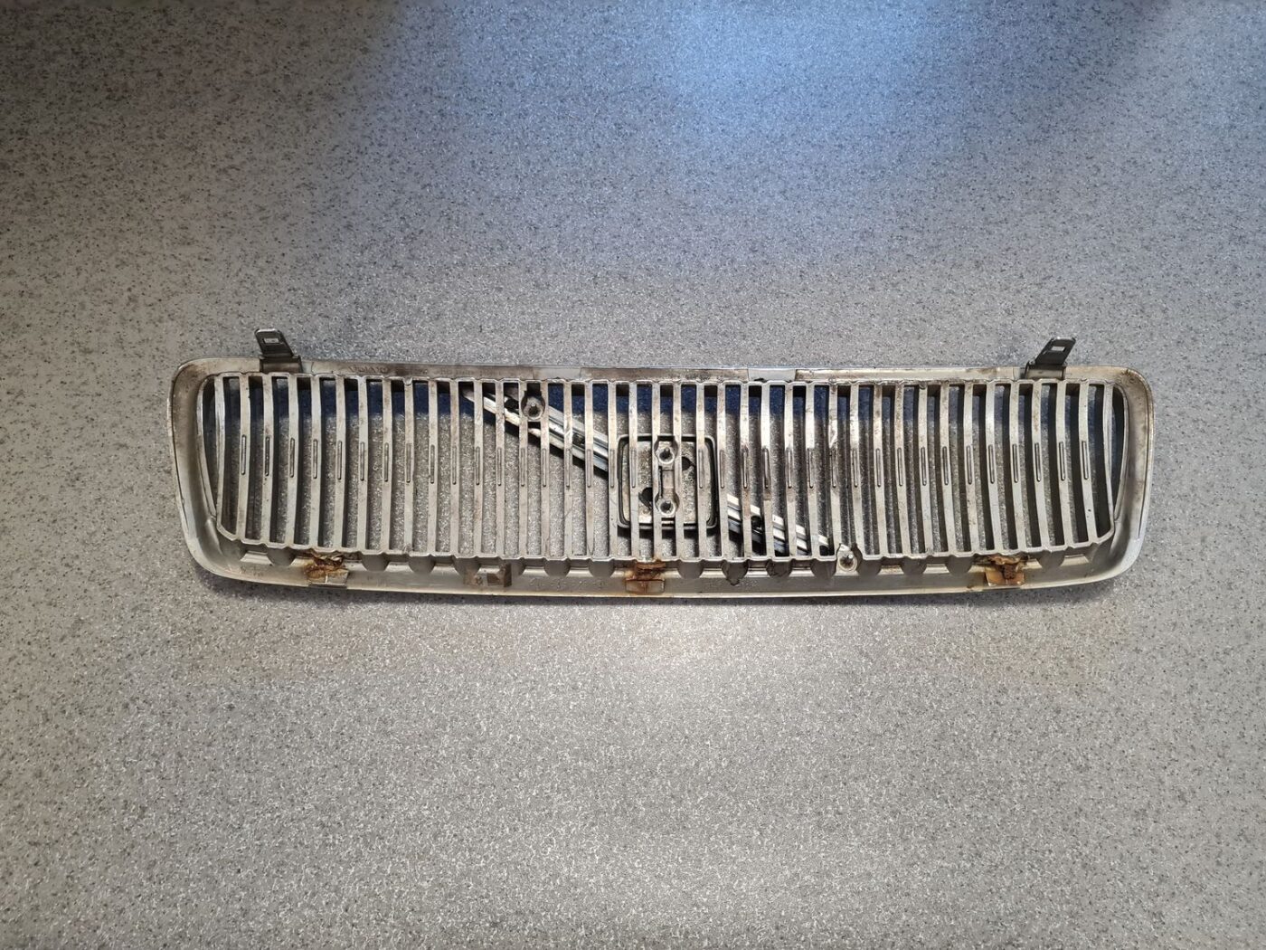 Pārsega reste priekš VOLVO V70 1997 9 Pārsega reste priekš VOLVO V70 1997