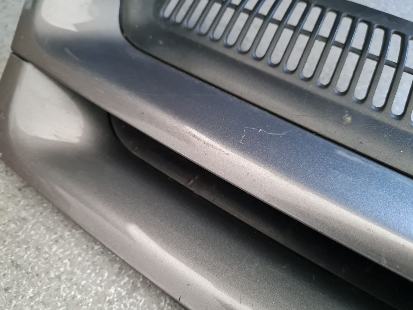 Pārsega reste priekš VW GOLF 5 2006 16 Pārsega reste priekš VW GOLF 5 2006