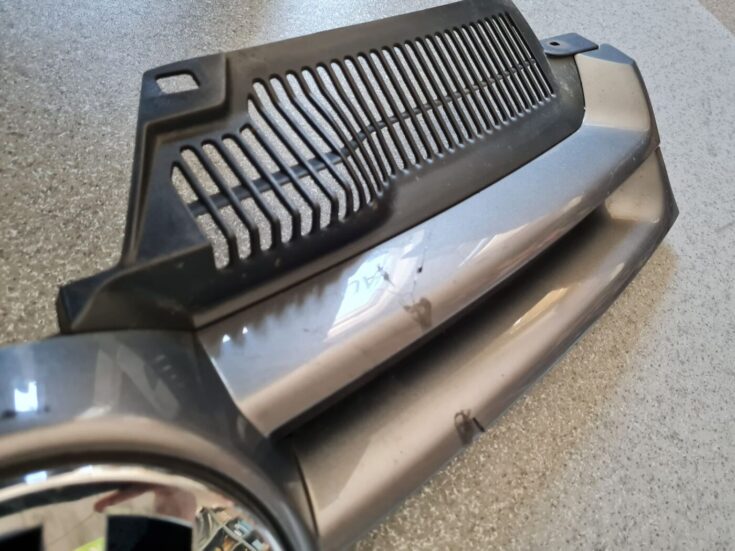 Pārsega reste priekš VW GOLF 5 2006