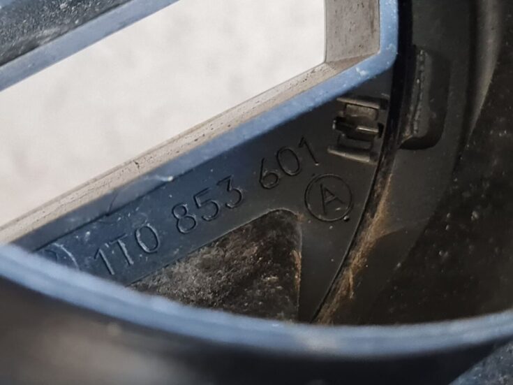 Pārsega reste priekš VW GOLF 5 2006