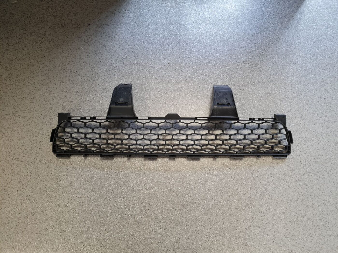 Bufera reste priekš TOYOTA COROLLA VERSO 2008 1 Bufera reste priekš TOYOTA COROLLA VERSO 2008