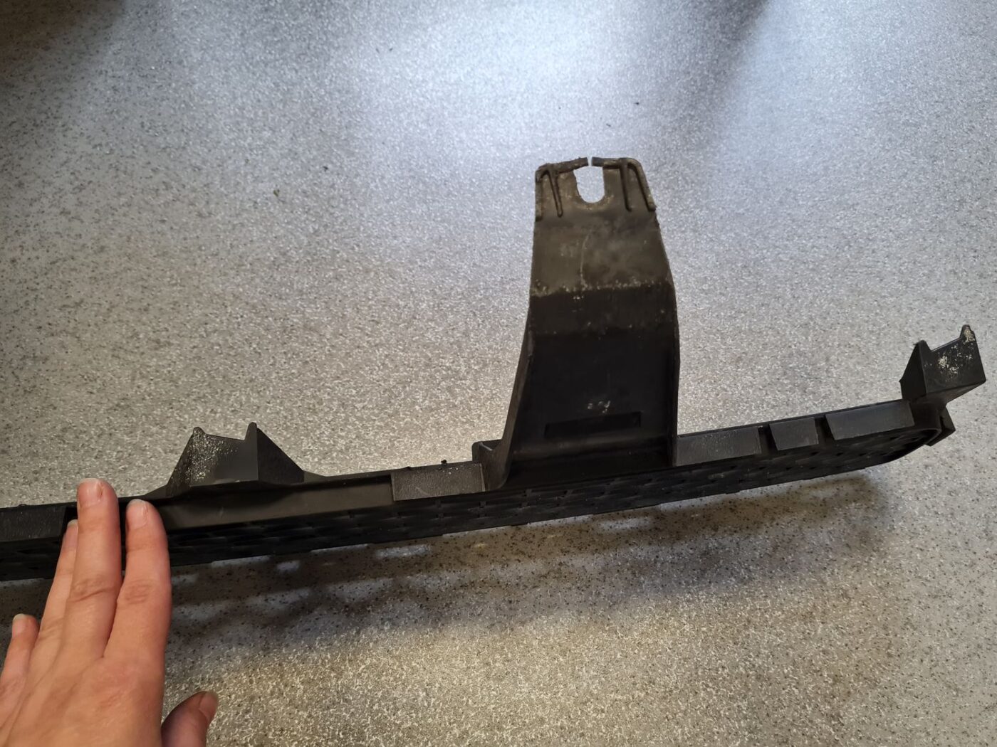 Bufera reste priekš TOYOTA COROLLA VERSO 2008 9 Bufera reste priekš TOYOTA COROLLA VERSO 2008