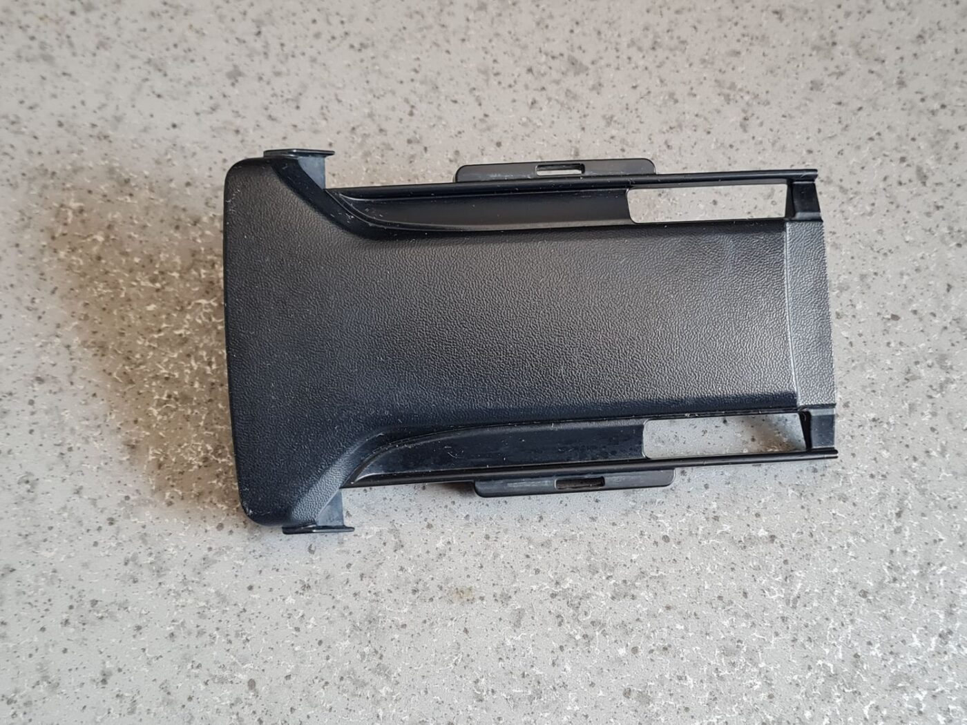 Restes uzlika priekš TOYOTA LAND CRUISER 2010-2018 2 Restes uzlika priekš TOYOTA LAND CRUISER 2010-2018