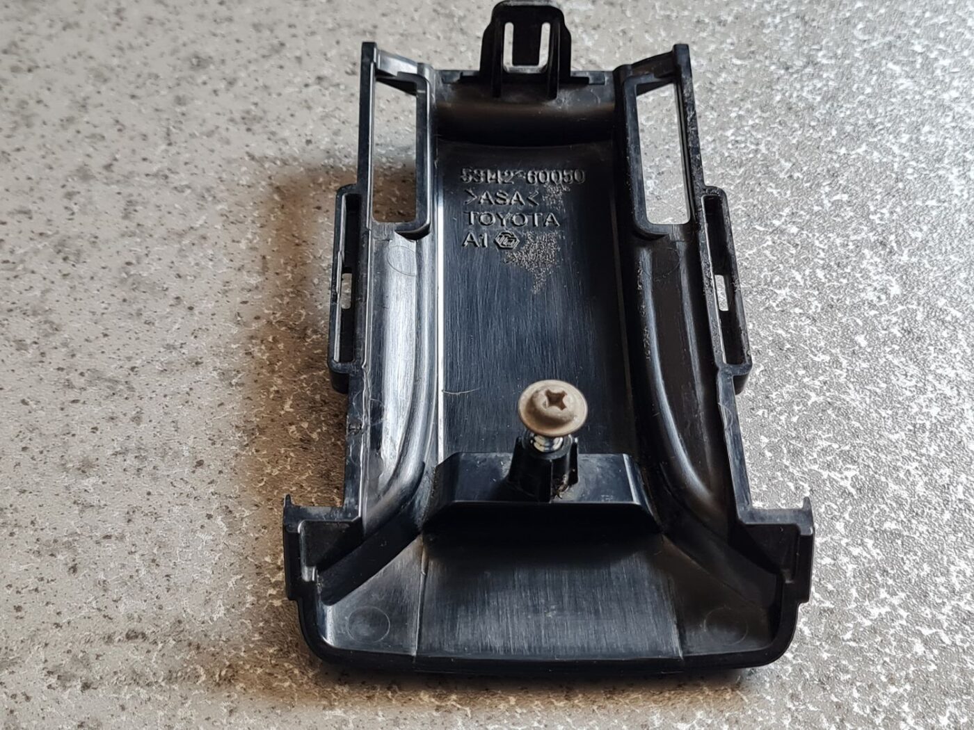 Restes uzlika priekš TOYOTA LAND CRUISER 2010-2018 3 Restes uzlika priekš TOYOTA LAND CRUISER 2010-2018