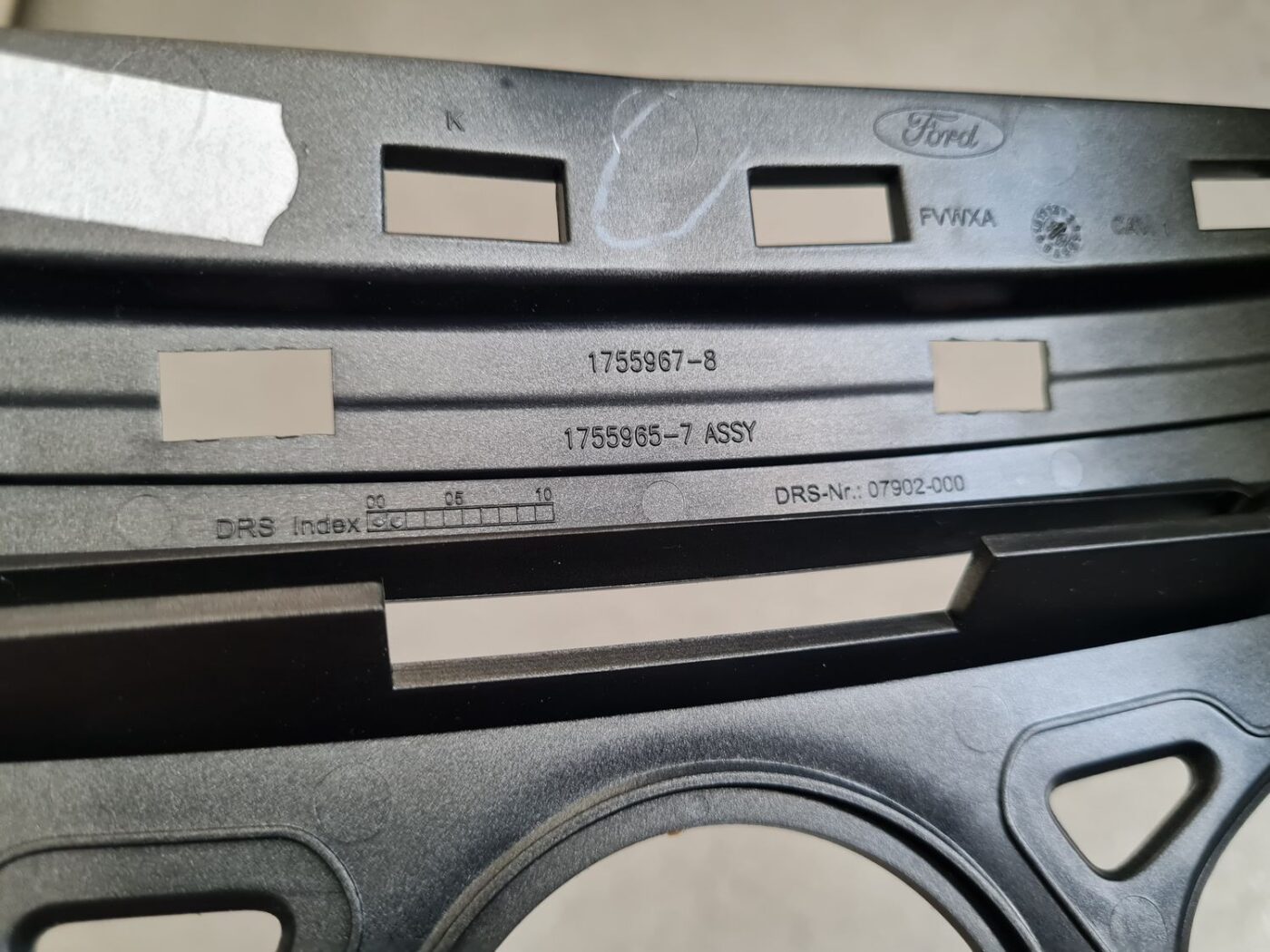 Mērinstrumentu paneļa gaisa vads, centrā priekš FORD C-MAX 2011 6 Mērinstrumentu paneļa gaisa vads, centrā priekš FORD C-MAX 2011