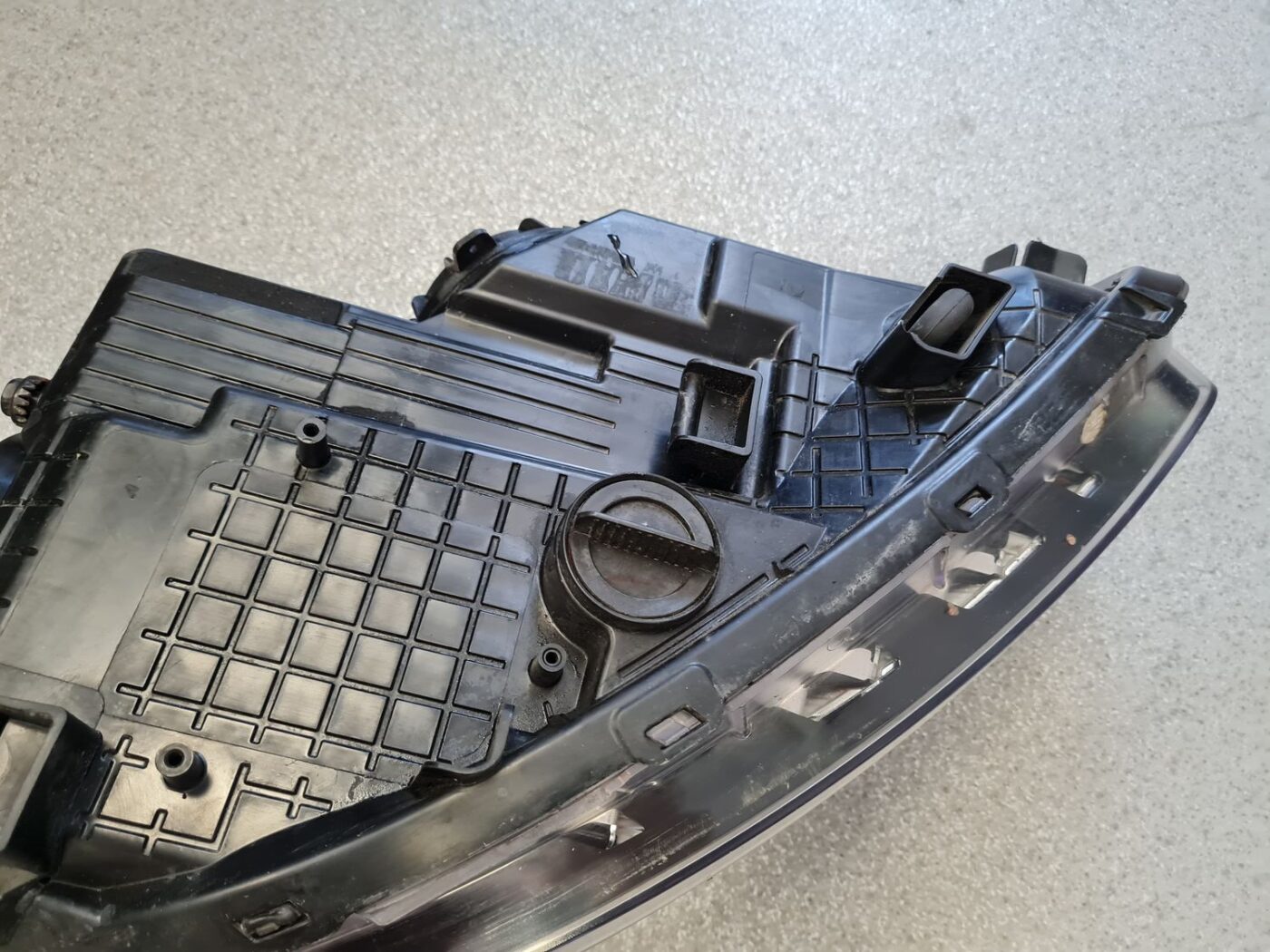 Priekšējais kreisais lukturis priekš KIA CEED 2013 5 Priekšējais kreisais lukturis priekš KIA CEED 2013