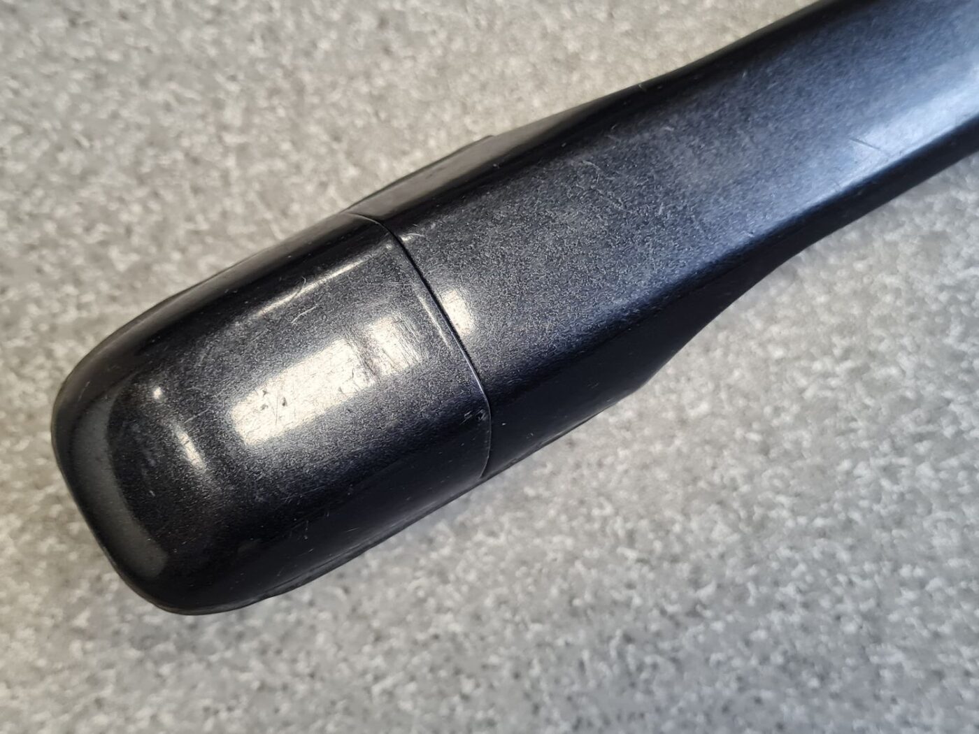 Ārējais durvju rokturis priekš VOLVO V70 1997 12 Ārējais durvju rokturis priekš VOLVO V70 1997