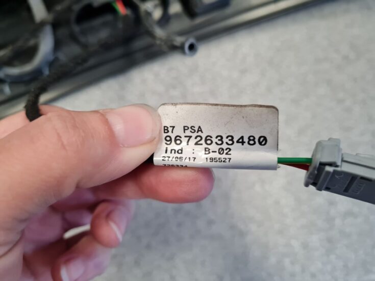 Bagāžnieka vāka spoileris priekš CITROEN C4 2018