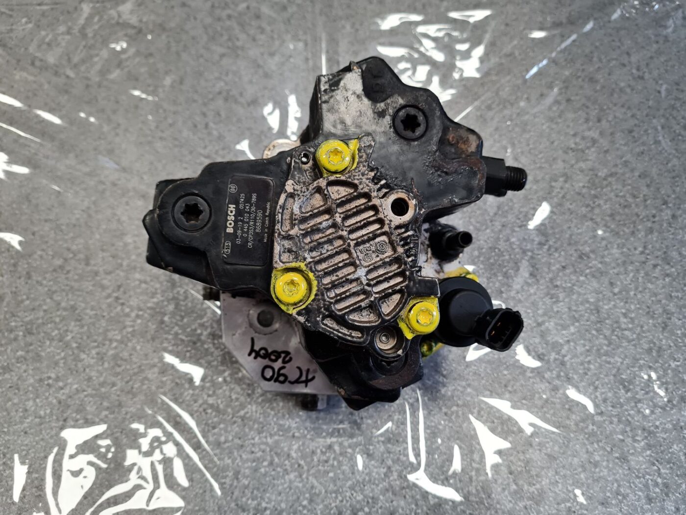 Augstspiediena degvielas sūknis priekš VOLVO XC90 2004 7 Augstspiediena degvielas sūknis priekš VOLVO XC90 2004