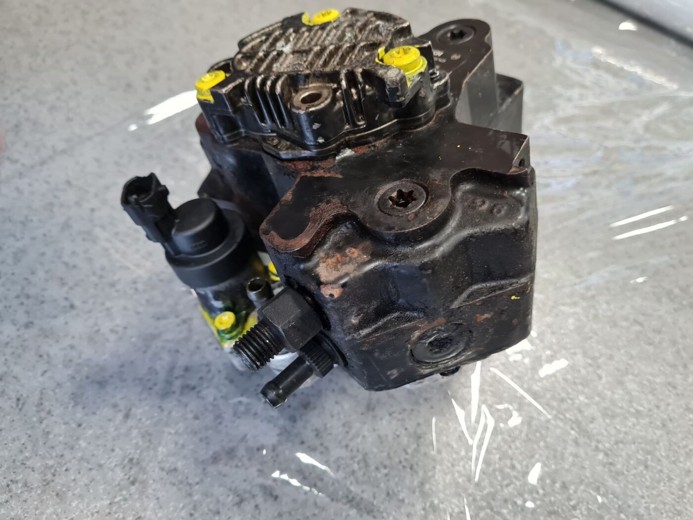 Augstspiediena degvielas sūknis priekš VOLVO XC90 2004 3 Augstspiediena degvielas sūknis priekš VOLVO XC90 2004