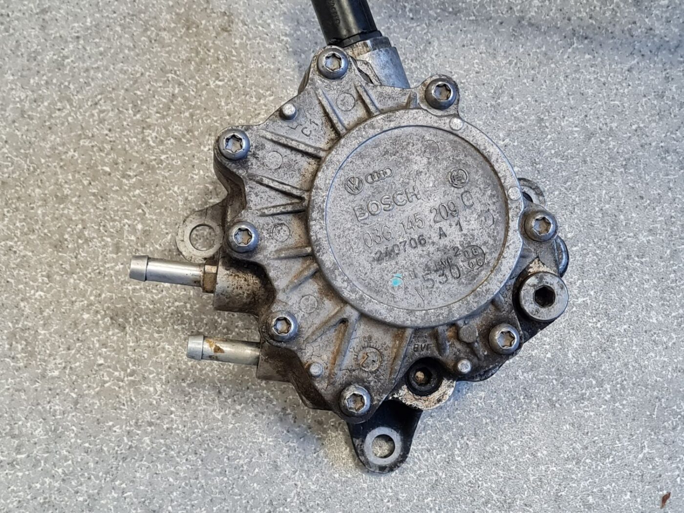 Vakuuma sūknis priekš VW PASSAT B6 2008 ANGL. 4 Vakuuma sūknis priekš VW PASSAT B6 2008 ANGL.