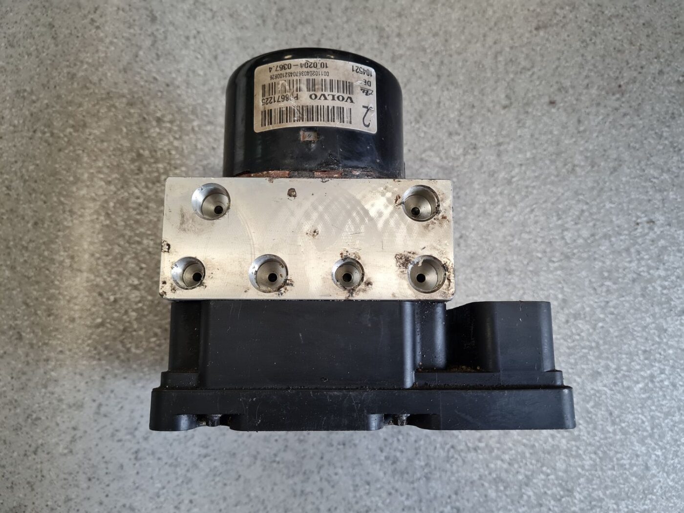 ABS bloks priekš VOLVO V70 2002 SILVER 5 ABS bloks priekš VOLVO V70 2002 SILVER