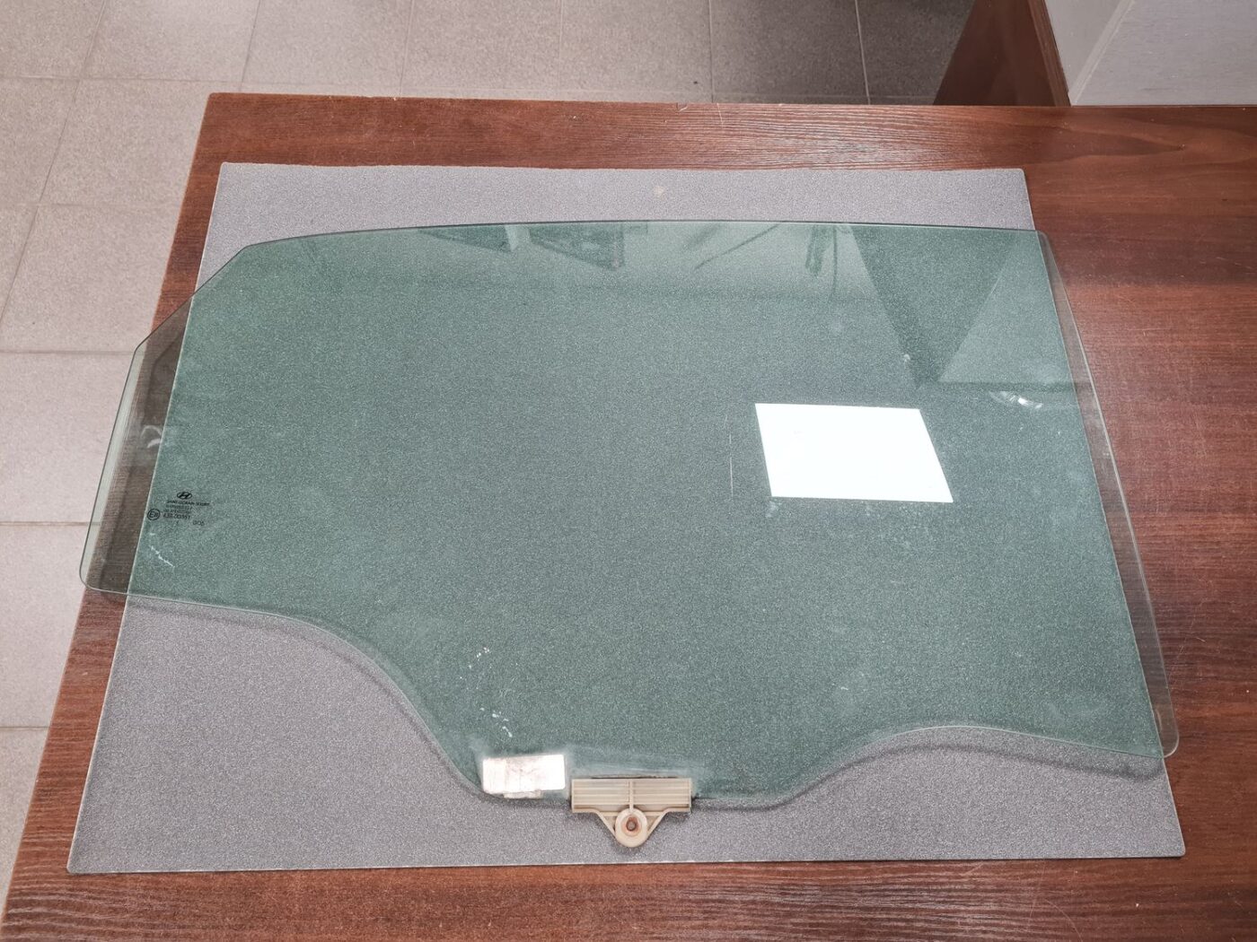 Aizmugurējo labo durvju stikls priekš HYUNDAI I30 2012 1 Aizmugurējo labo durvju stikls priekš HYUNDAI I30 2012