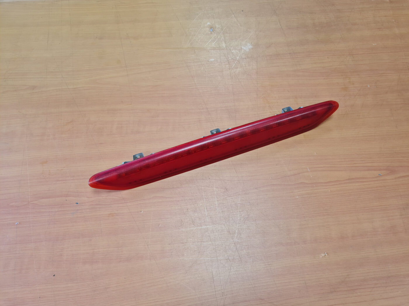 Stop signāls priekš VW POLO 2008 1 Stop signāls priekš VW POLO 2008