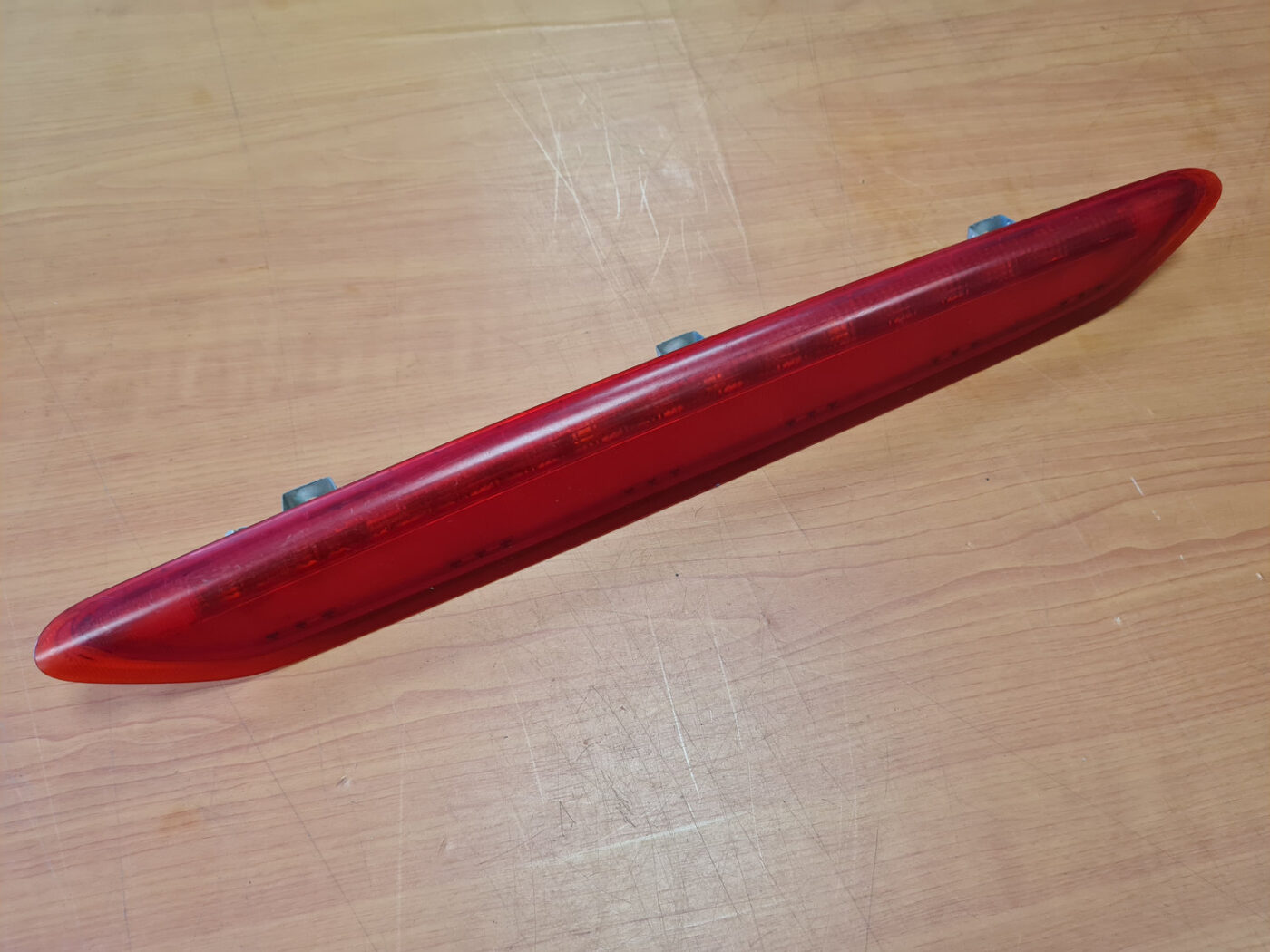 Stop signāls priekš VW POLO 2008 2 Stop signāls priekš VW POLO 2008